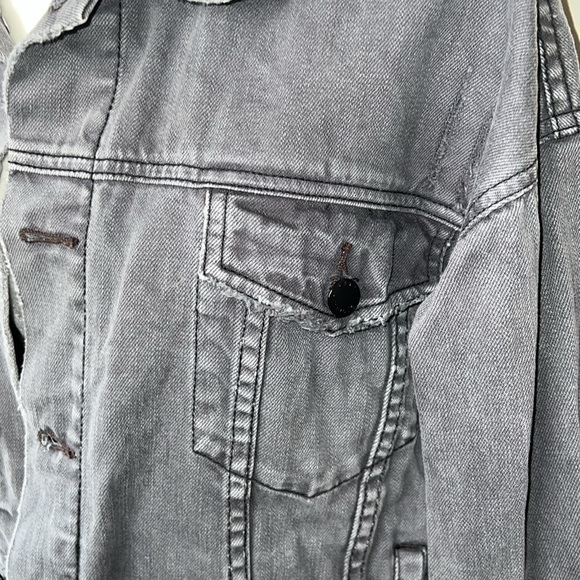 Free People  Denim Trucker Jacket Biker Y2K Button Gray Charcoal Coat M/L - Picture 4 of 11
